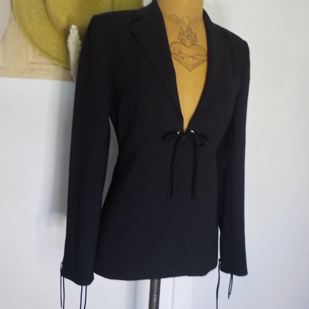 🧊🧊🧊Ice Cube Black Blazer with Fringe